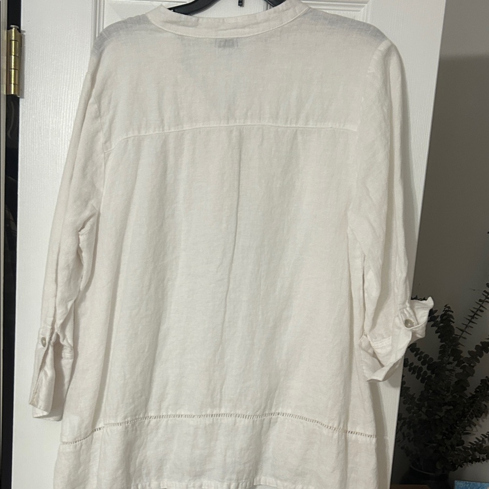 Symple linen cream white Button-Down Women's Shirt - Picture 3 of 4
